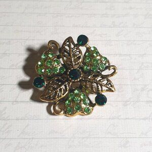 Vintage Gold Tone Leaf Green Rhinestone Brooch Pin Costume Jewelry Women Jewel